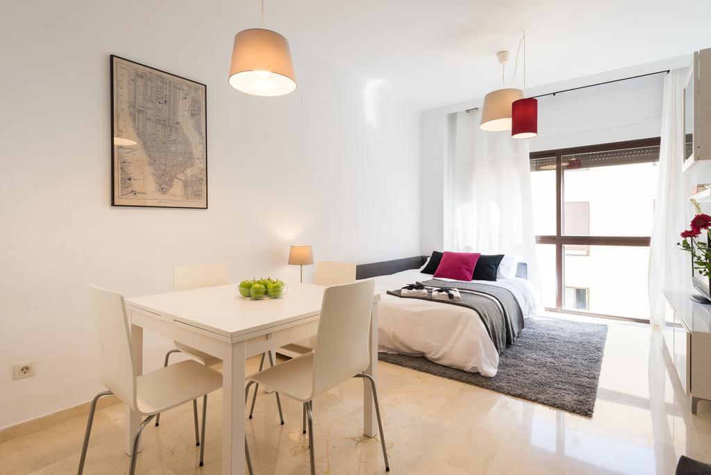 Colon12 Urban Apartment Малага Экстерьер фото